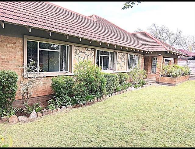 3 BEDROOM HOUSE FOR SALE IN PARKDENE